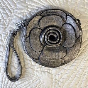 Cute Flower Wristlet Faux Leather Bag Dark Gray